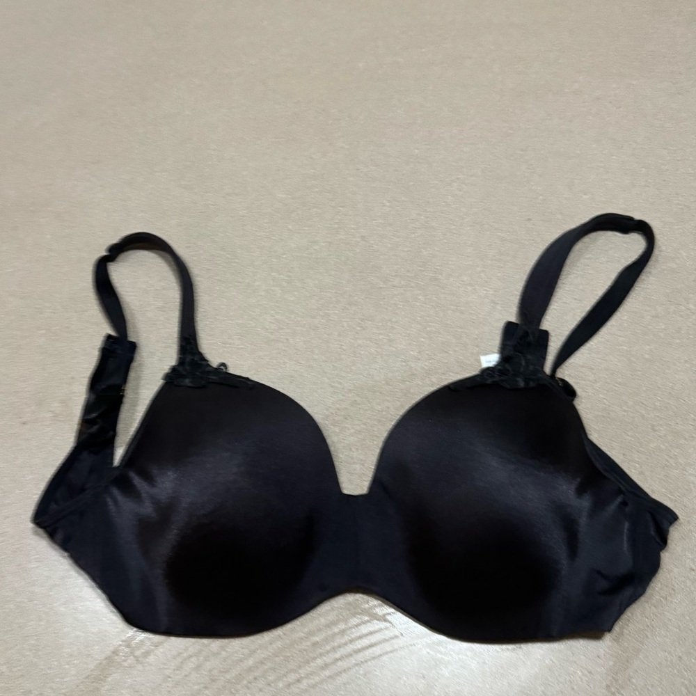 NWOT Vessatette Underwire Bra 42C